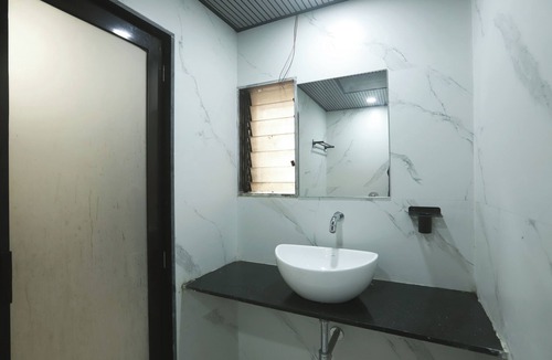 Dadar East Hotel | Hotel Karishma Dadar