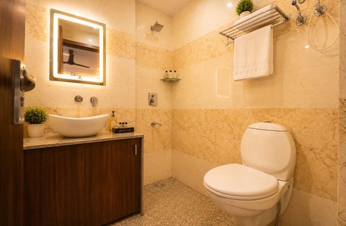 New Delhi Hotel | Hotel Kasa Stays - Ramesh Nagar Metro