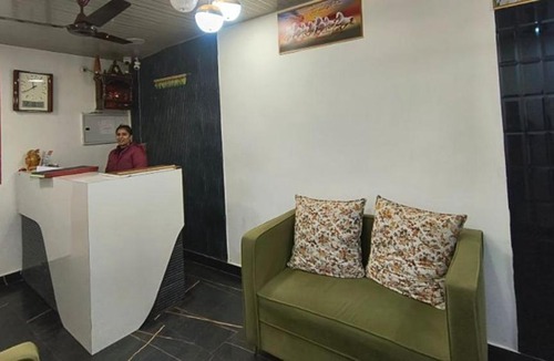 Kaushambi Hotel | Hotel Kaushambhi Grand 2 Min Walk From Kaushambhi Metro Station