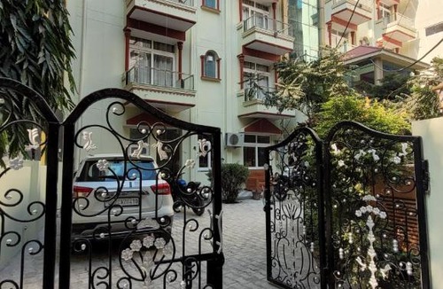 Tapovan Hotel | Hotel Keshav Nandan By The Shivaay