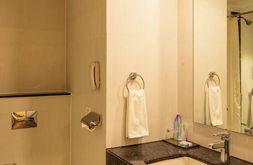 Christian Gaon Hotel | Hotel Kohinoor Elite near BKC