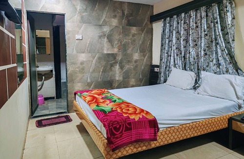 New Panvel East Hotel | Hotel Kolkar