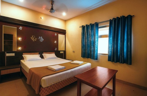 New Panvel East Hotel | Hotel Kolkar