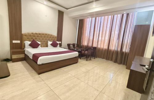 Zirakpur Hotel | Hotel la vista