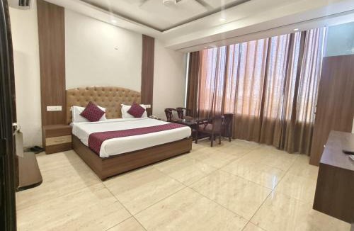 Zirakpur Hotel | Hotel la vista