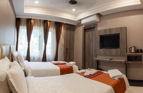 Sualkuchi Hotel | HOTEL LIVIN HUB