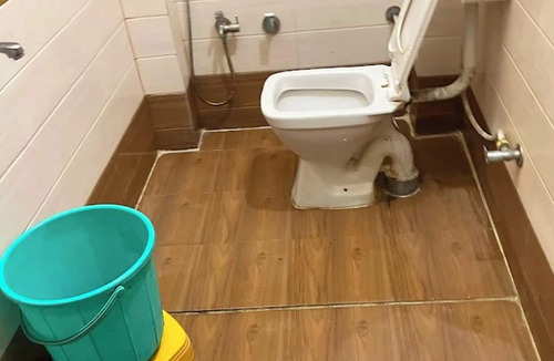 Faizabad Hotel | Hotel M-I-N-X Radhika Palace Ayodhya