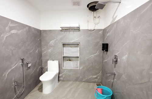 Marhi Hotel | Hotel Maharaja