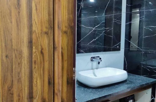 Bullawala Hotel | Hotel Maira