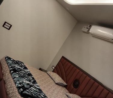 Baghpat Hotel | Hotel maya's