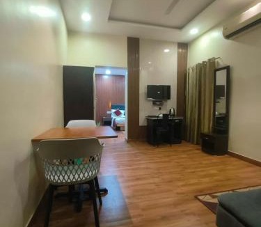 Siliguri Hotel | HOTEL MITTAL GARDEN