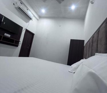 Mathura House | Hotel motilal residency