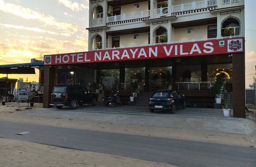 Jaipur Hotel | HOTEL NARAYAN VILAS