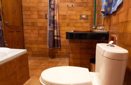 Old Manali Resort | Hotel Negis Mayflower