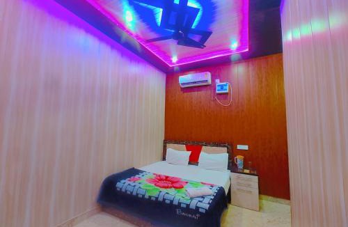 Ayodhya Hotel | Hotel New Vedas Villa 15 mints From Ram Temple