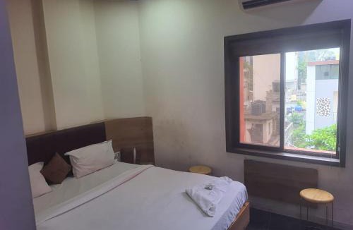 Nagpur House | Hotel Nishkarsh House