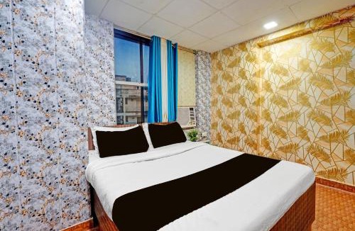 Danapur Hotel | Hotel O Anshu Guest house
