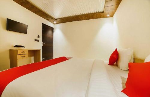 Pitampura Hotel | Hotel O Ashirwad home Near Pitampura