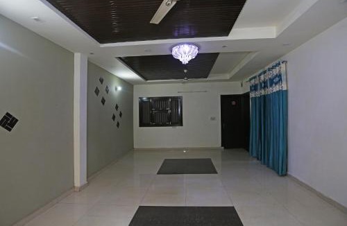 Vasundhara Hotel | Hotel O Comfort Stay Sector 05 Vasundhara Formely Angel Pink