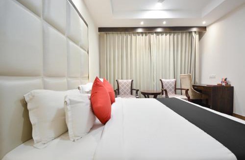 Jalandhar Hotel | HOTEL O NEW AARKAY INN & SUITES