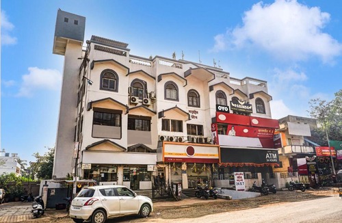 Bhosari Hotel | Hotel O Parinda Lodging