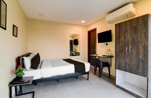 Block E Hotel | Hotel O Premium 12th Night