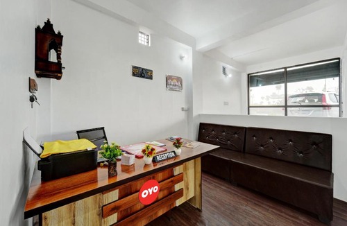 Danapur Hotel | Hotel O Radha Krishna Family Hotel