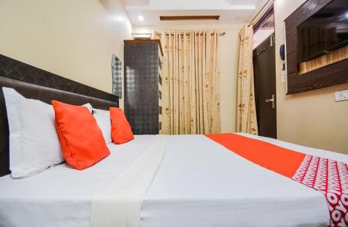 Girinagar Hotel | Hotel O Raj Hotel