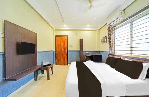 Indore Hotel | Hotel O Ring Road Bhawarkua Indore