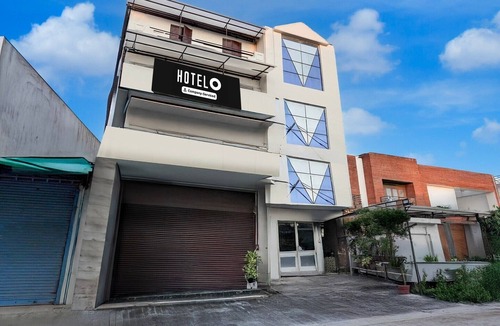 Rudrapur House | Hotel O Rudrapur Railway Junction
