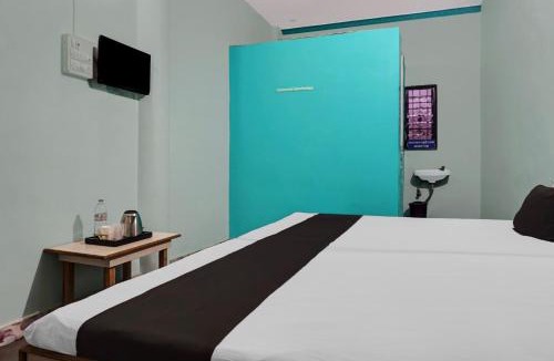Rajgurunagar Hotel | Hotel O Sangameshwar Hotel & Lodging