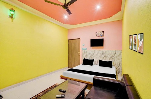 Anandapur Hotel | Hotel O Suny Europe Lodging and Fooding