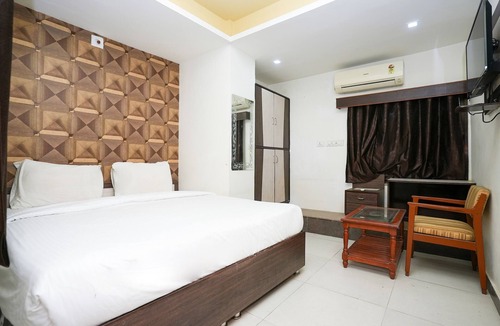 Central Area Hotel | Hotel Opera Inn near Central Bus Stand