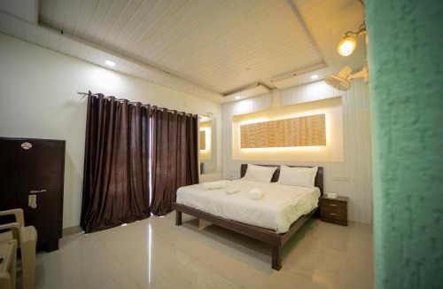 Gureghar Hotel | Hotel Orchid Palace