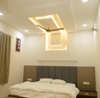 Uchiyarda Hotel | Hotel Panache The Escape - Home Stay