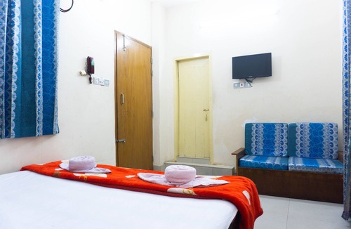 Dhaka House | Hotel Panthapath Residential - Triple Room - AC
