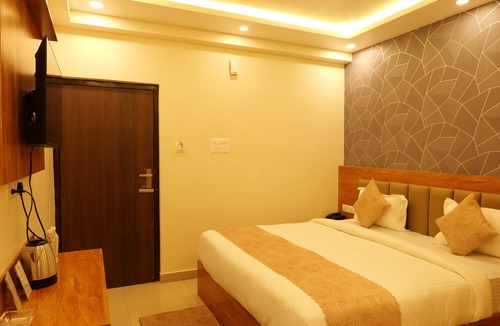 Danapur Hotel | Hotel Paradise Premier