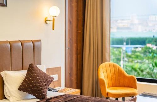 Kharar Hotel | Hotel Park Hills