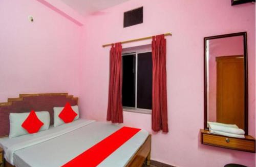 Puri Hotel | Hotel Planet 9 Puri walking-from-sea-beach-hotel Quiet-Place-with-parking near-temple-also-Best Hotel in Puri