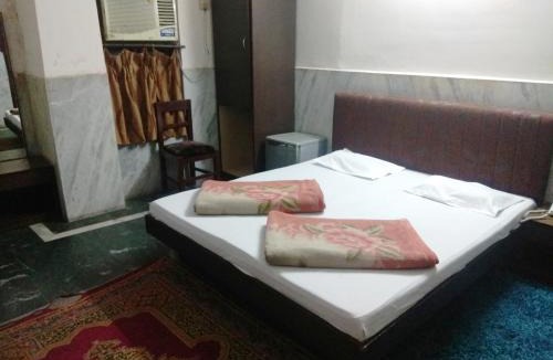 Paltan Bazaar Hotel | Hotel Prince