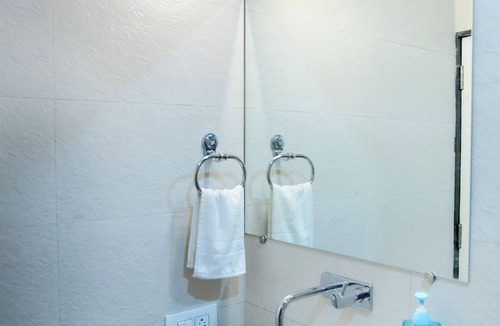 Satara Hotel | Hotel Pushpak Satara
