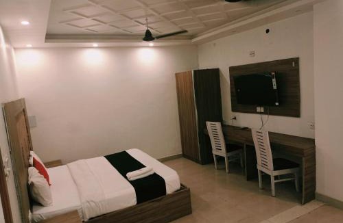 Clement Town Hotel | Hotel Queens Pearl Inn