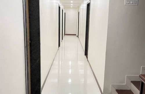 Latur Hotel | Hotel Rajdhani