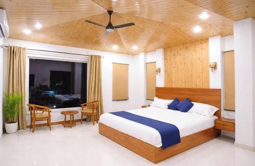 Lansdowne Hotel | Hotel Ramjay Corbet jungle Resort Rampur
