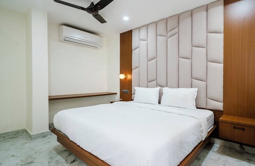 Kottagudem Hotel | Hotel Rasaballa grand