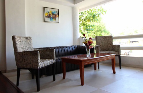 Chiplun Hotel | Hotel Reemz