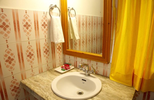 Jagatsukh Hotel | Hotel Rishi Palace