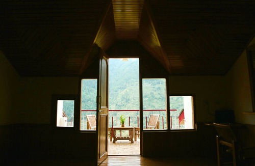 Jagatsukh Hotel | Hotel Rishi Palace