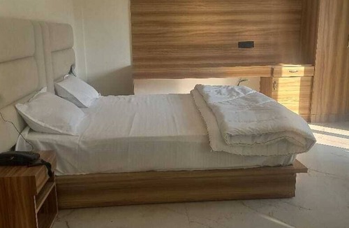 Ukhimath Hotel | Hotel Riyansh