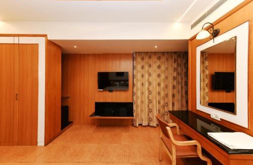 Mysore Hotel | Hotel Roopa